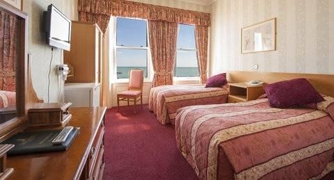 Claremont Lions Hotel Eastbourne Exterior photo