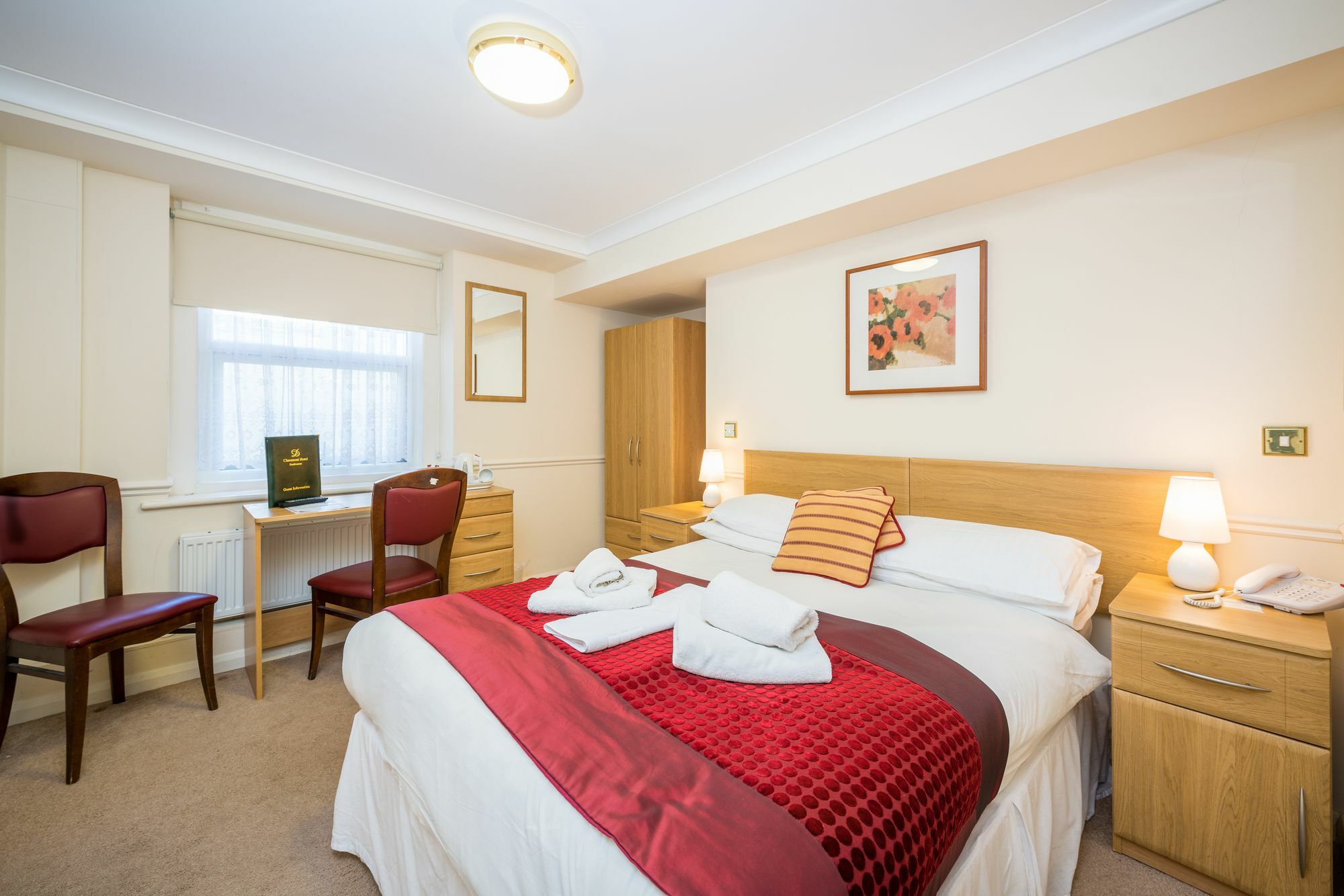 Claremont Lions Hotel Eastbourne Exterior photo