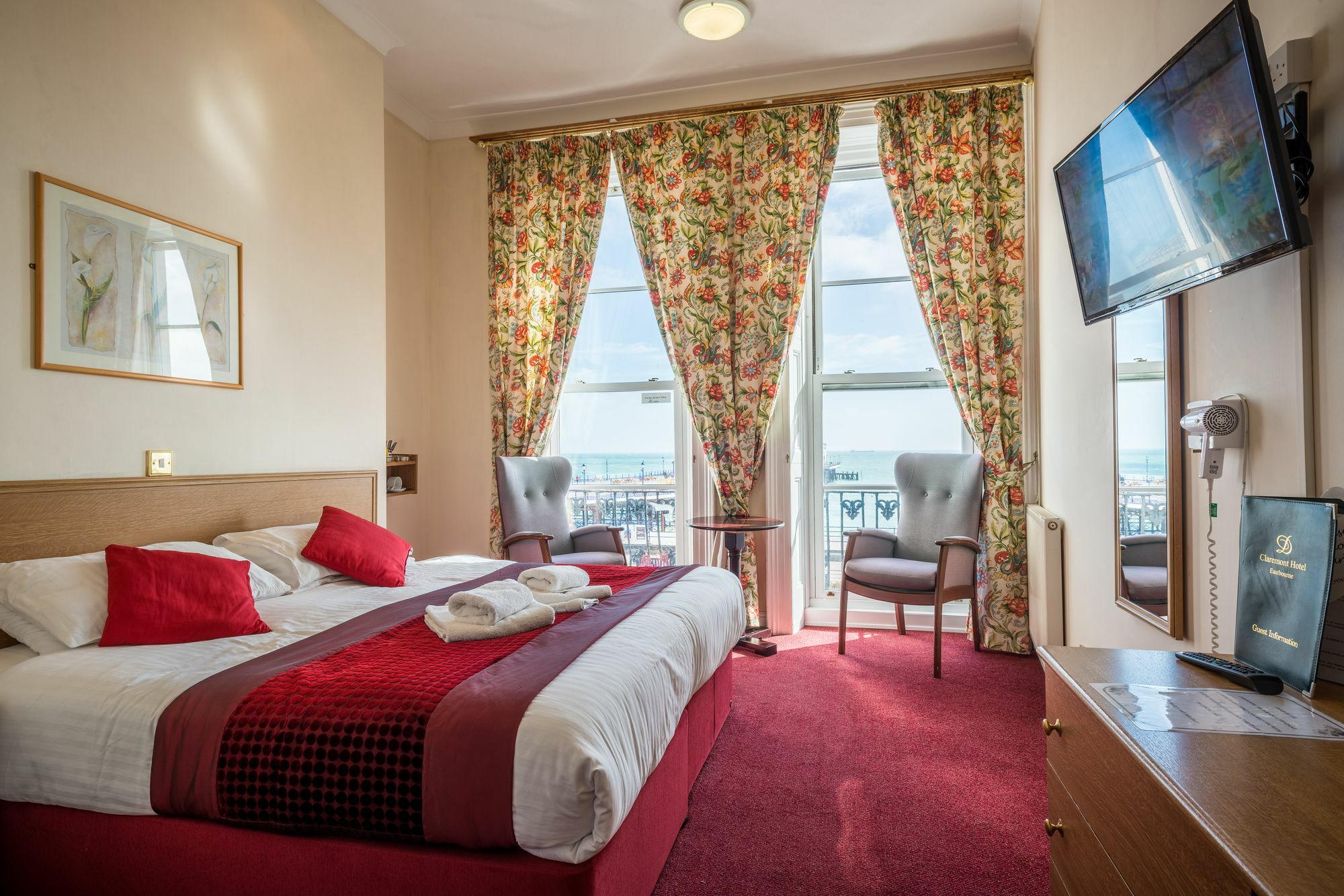 Claremont Lions Hotel Eastbourne Exterior photo