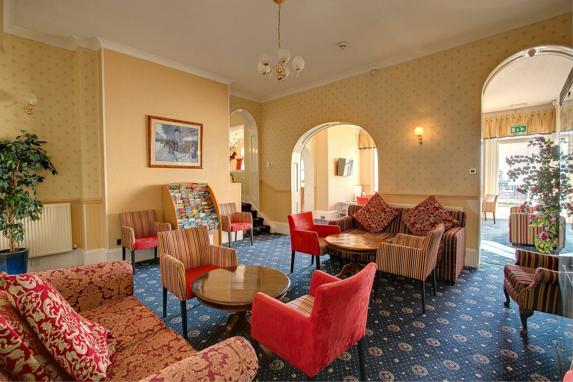 Claremont Lions Hotel Eastbourne Exterior photo